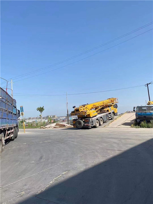 凯里市25吨吊车的租赁价格大概是多少？